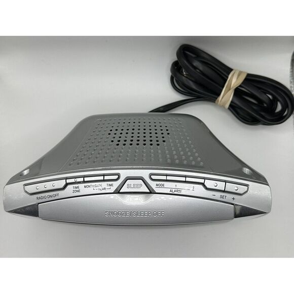 Emerson Research Smart Set Dual Alarm Clock Radio CKS5055S - Picture 2 of 6